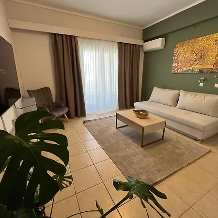 Aura Rhodes City